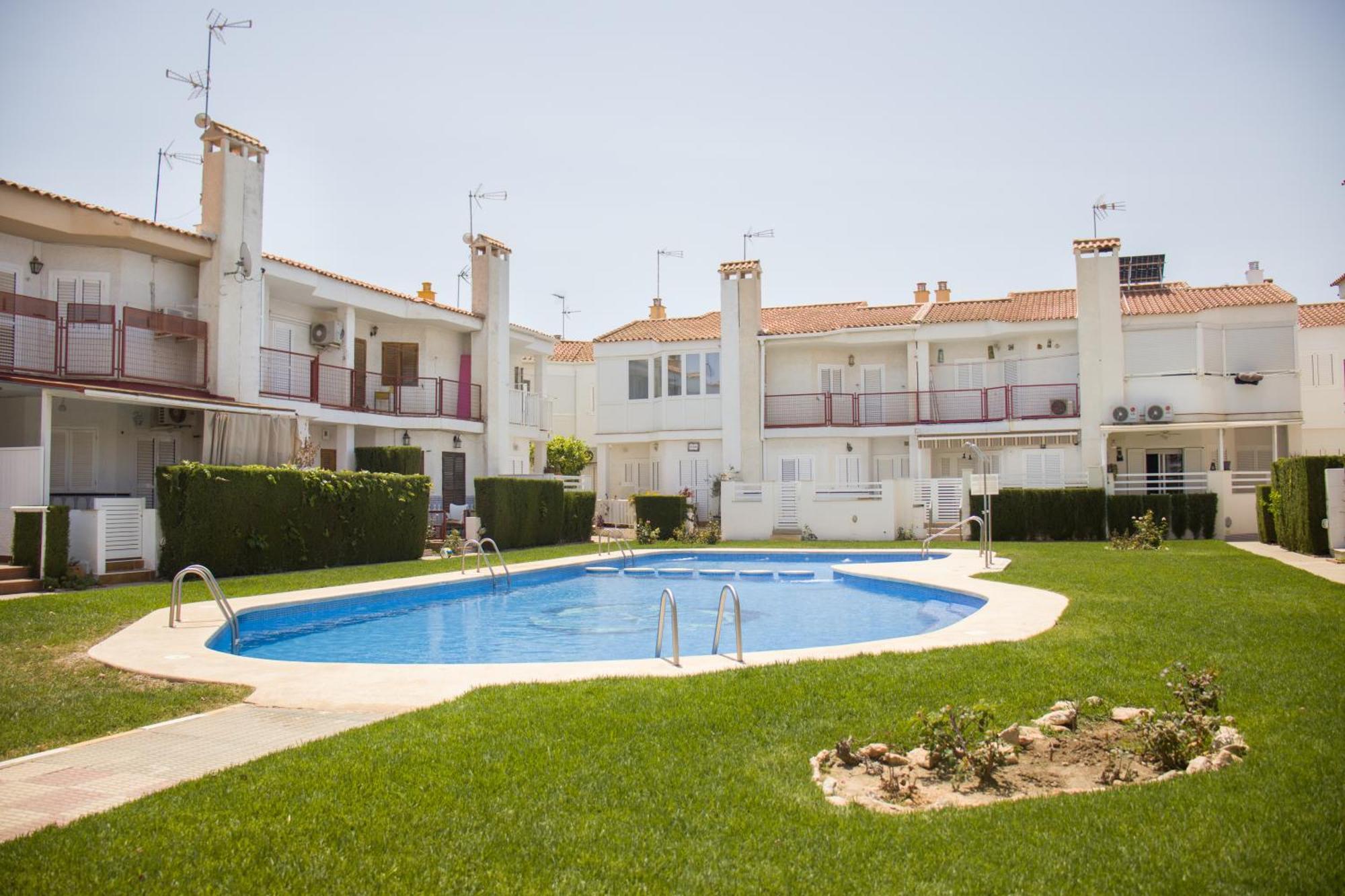 Chalet Santiago De La Ribera Exterior photo
